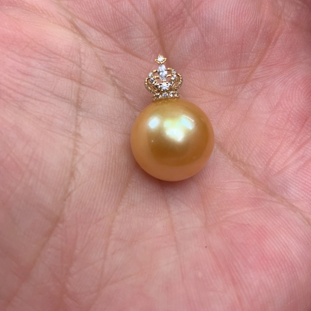 海水珍珠颈饰18K金镶嵌