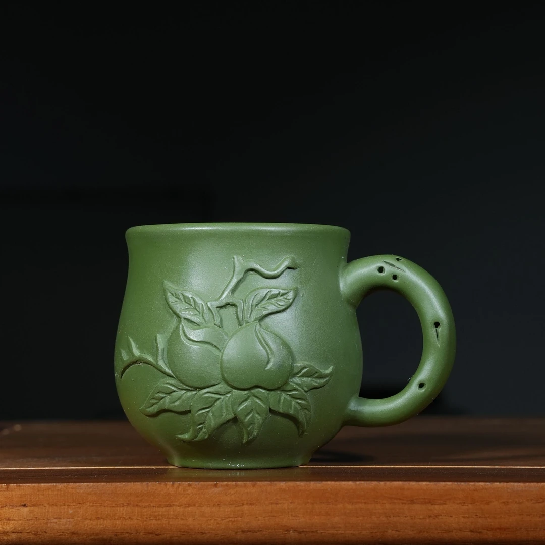 宜兴原矿绿泥堆绘寿桃紫砂手工主人杯手把杯容量150CC