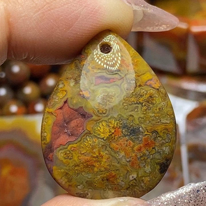 玛瑙/玉髓颈饰未镶嵌