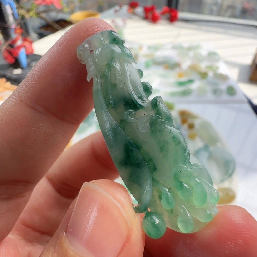 定制翡翠未镶嵌定制翡翠毛货不退不换
