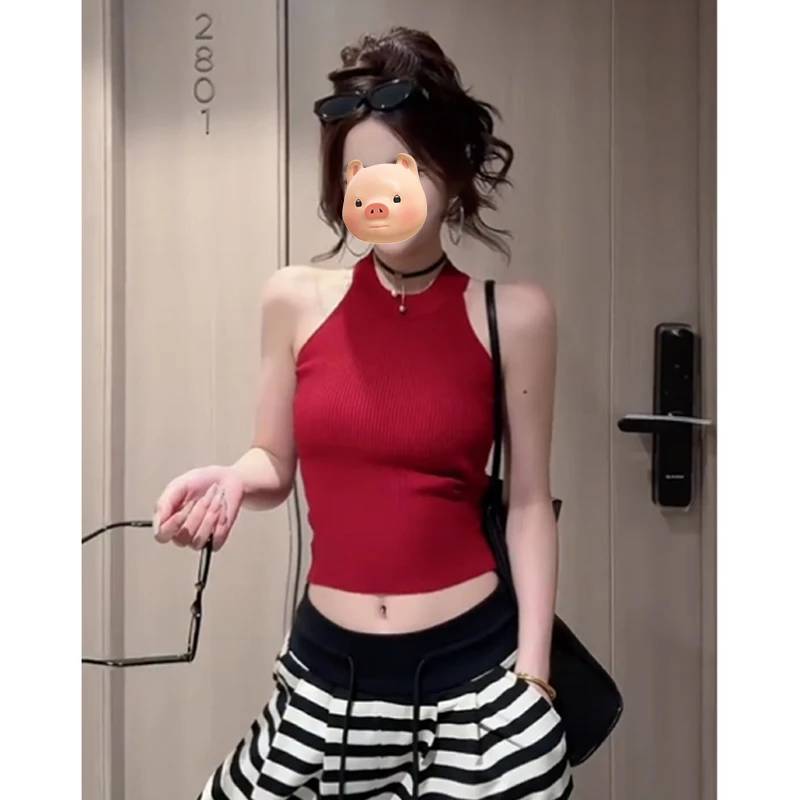 多巴胺穿搭红色挂脖针织吊带背心女夏季外穿修身辣妹短款无袖上衣