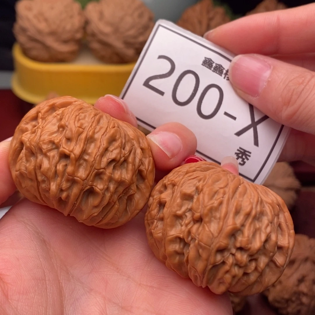 桃核把件正磨43，，