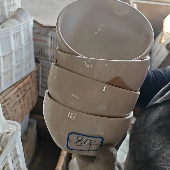 陶瓷盘子碗啥都有