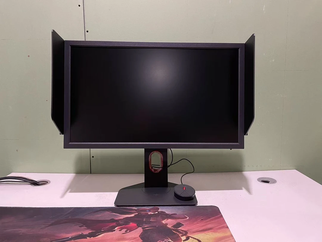 9新 ZOWIE GEAR/卓威奇亚 24/144HZ专业FPS显示器