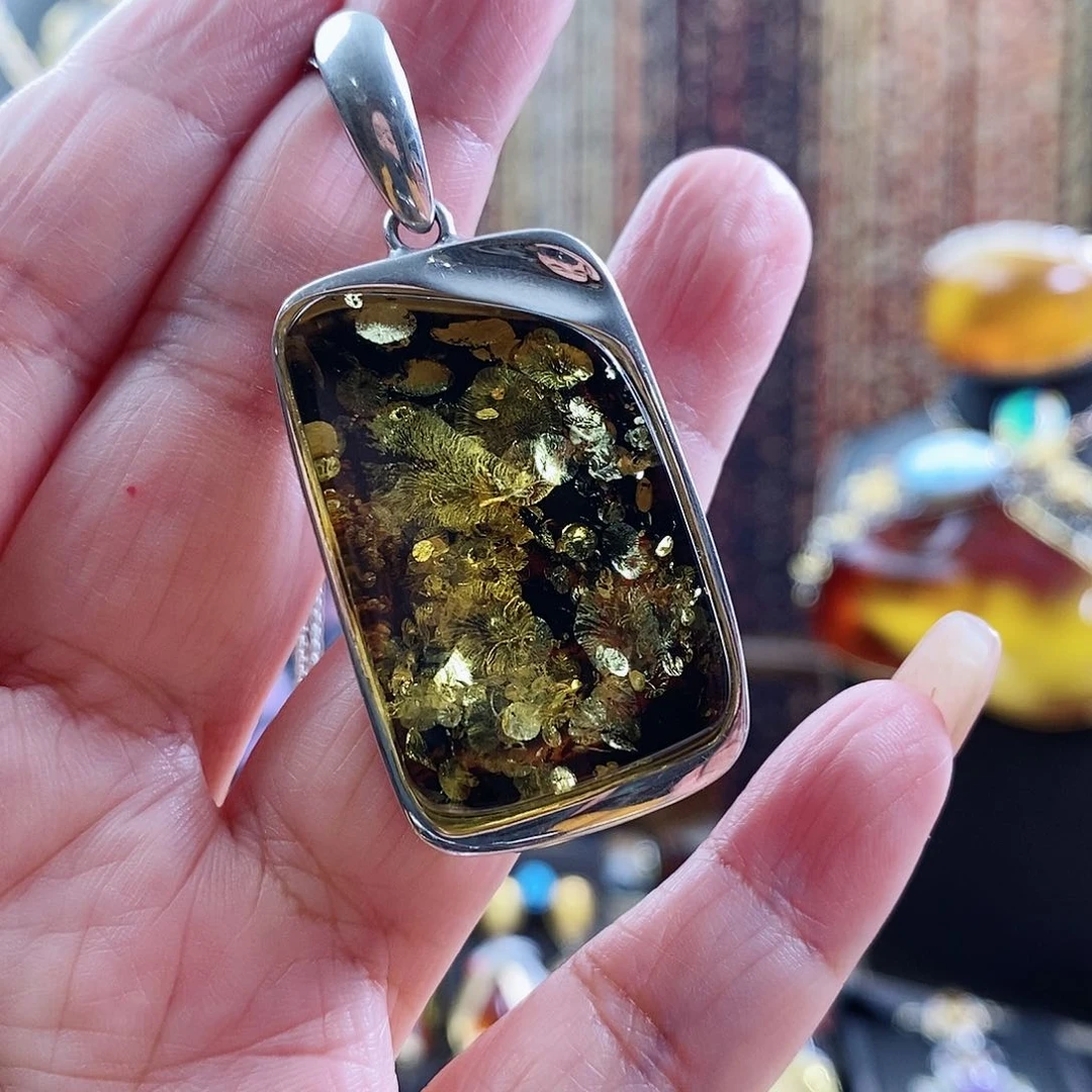 琥珀颈饰银S925镶嵌吊坠