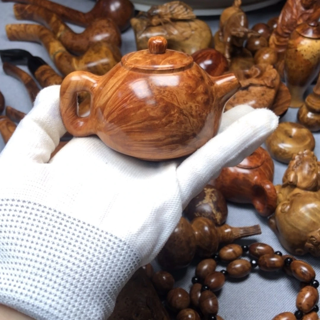 【闪购商品】木麻梨疙瘩火琉璃手把件