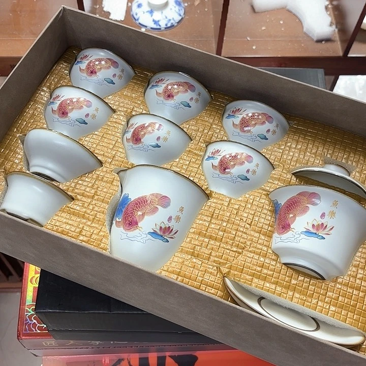 孤品茶具套装等。