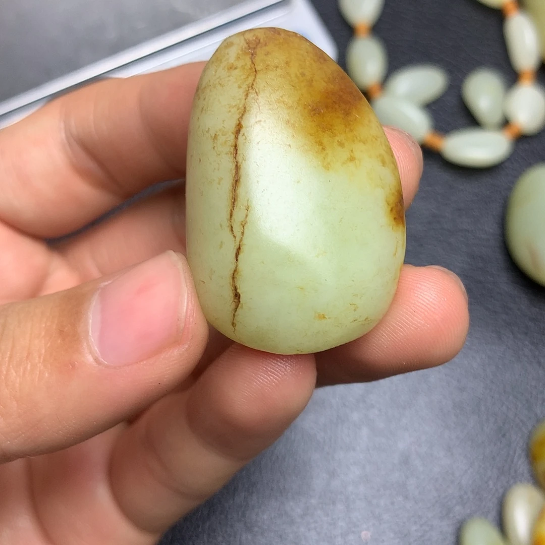 和田玉未镶嵌摆件