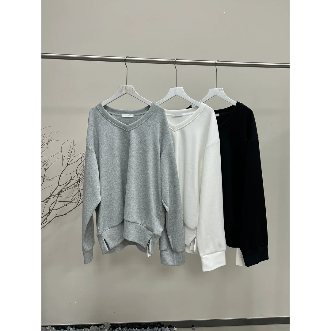 宽松大版V领卫衣7688