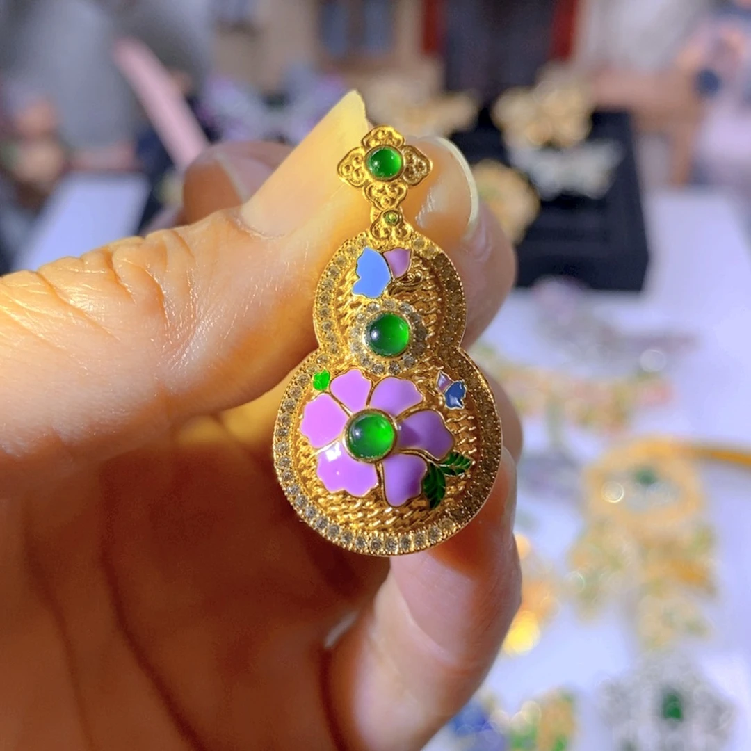 颈饰银S925镶嵌翡翠