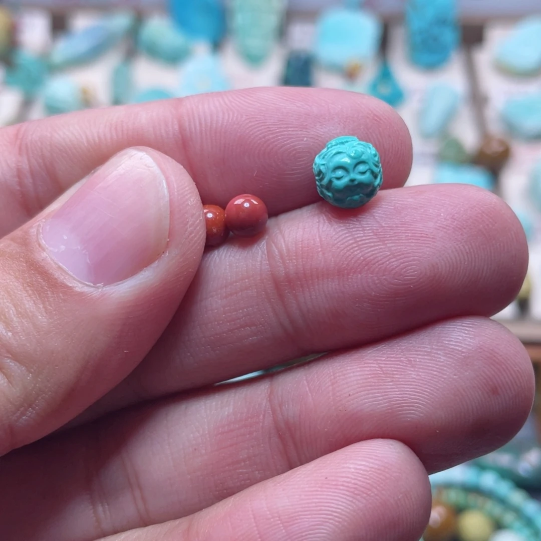 南红玛瑙配饰未镶嵌