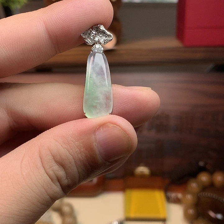 吊坠(不含链)未镶嵌翡翠天然缅甸A货翡翠
