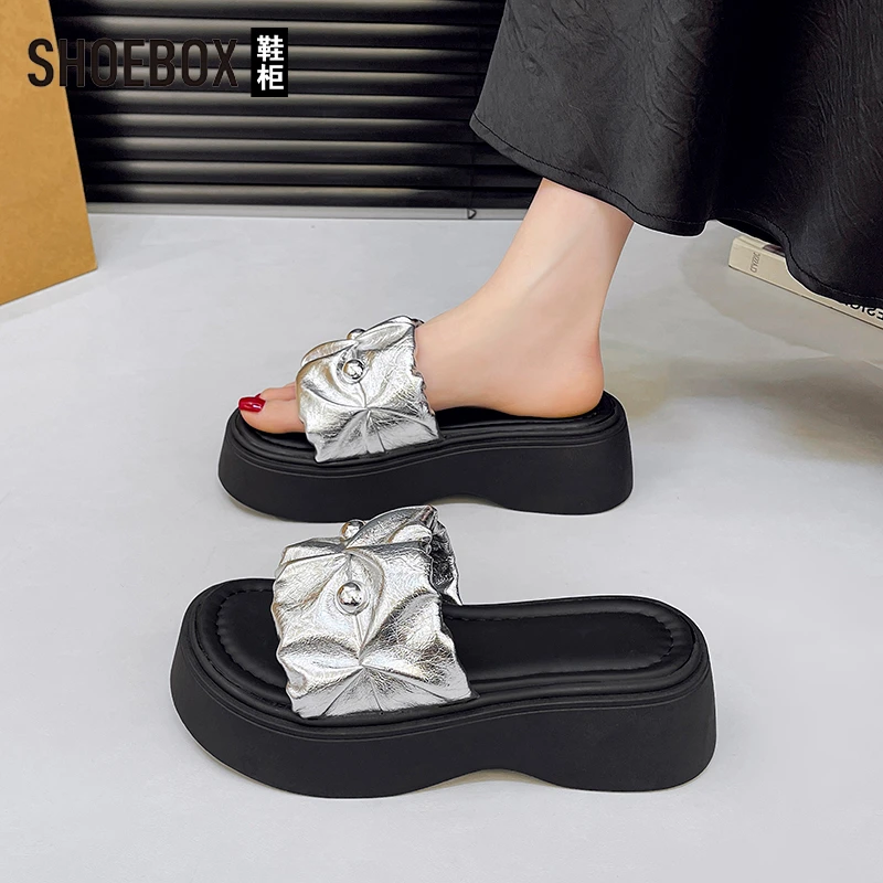 SHOEBOX鞋柜厚底凉拖鞋女夏外穿2025新款法式银色防滑增高一字拖