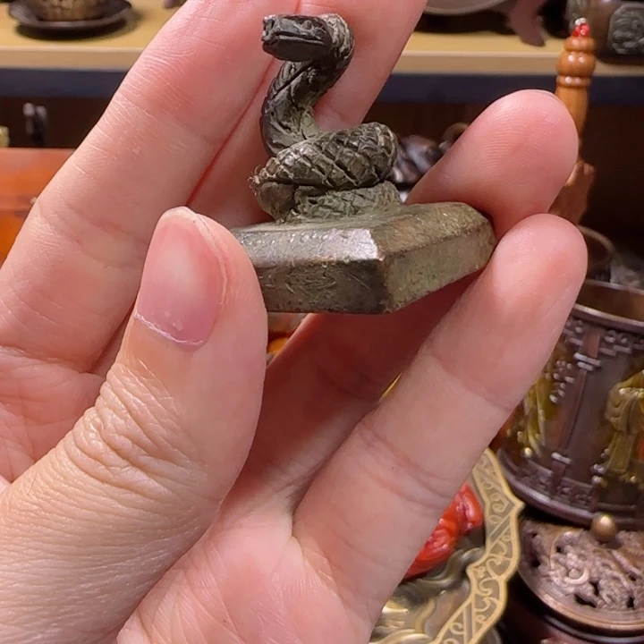 铜器把玩摆件链接