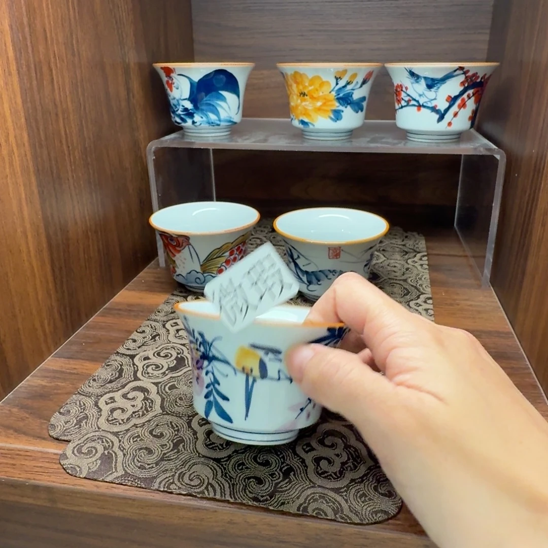 釉下手绘茶具微瑕