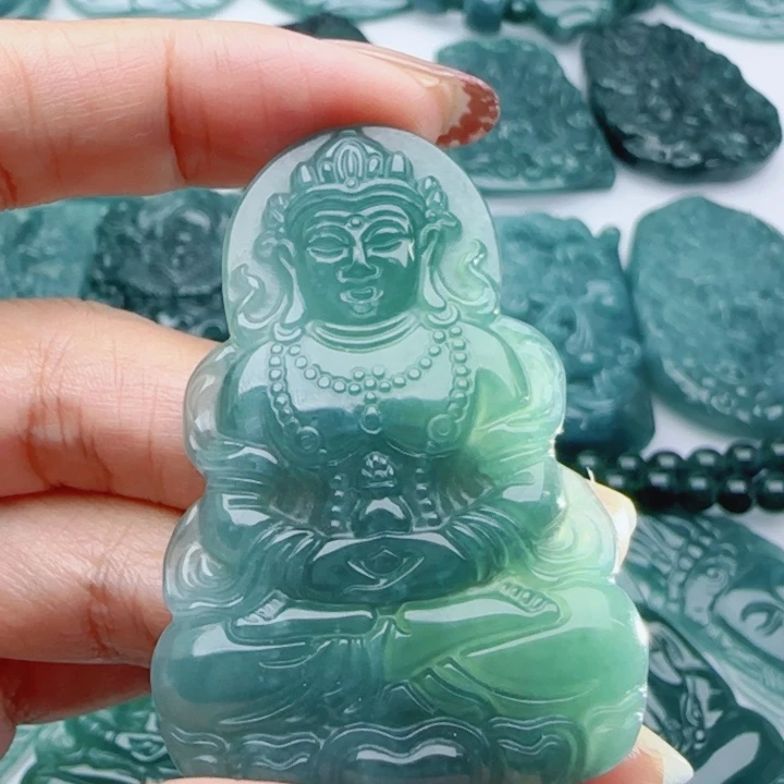 翡翠未镶嵌颈饰多样性发货天然A货翡翠