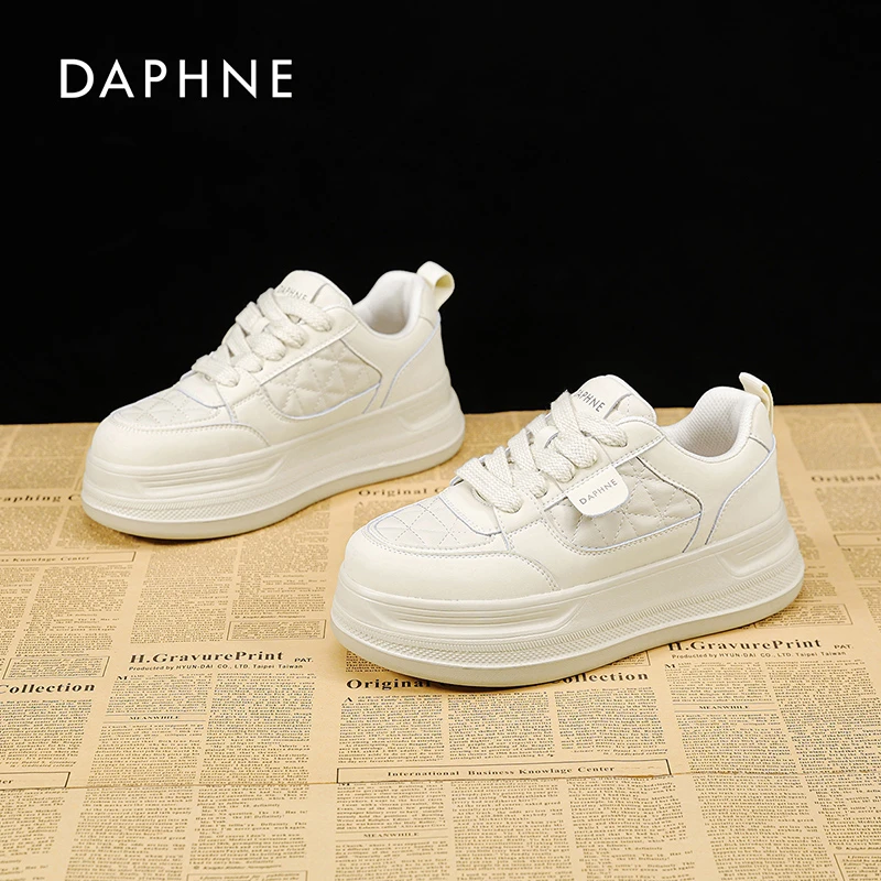 Daphne/达芙妮真皮小白鞋女2025年新款四季百搭厚底运动休闲板鞋