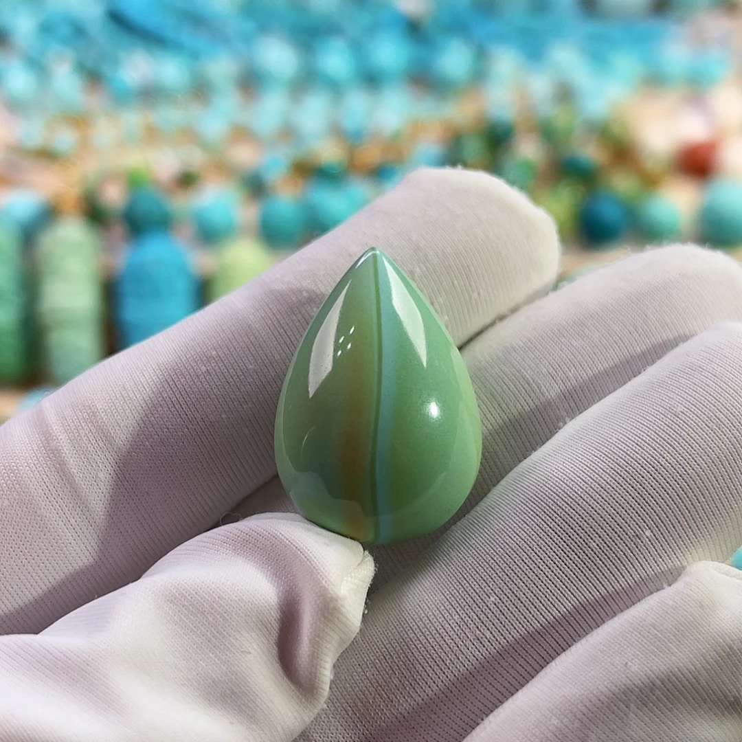 未镶嵌绿松石珠宝奇石