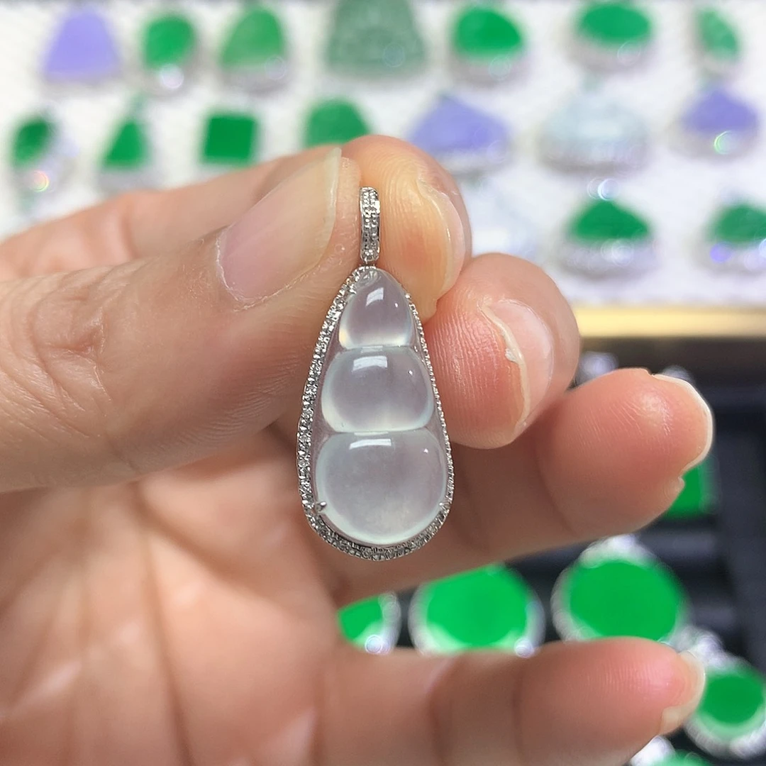 吊坠(不含链)18K金镶嵌翡翠吊坠