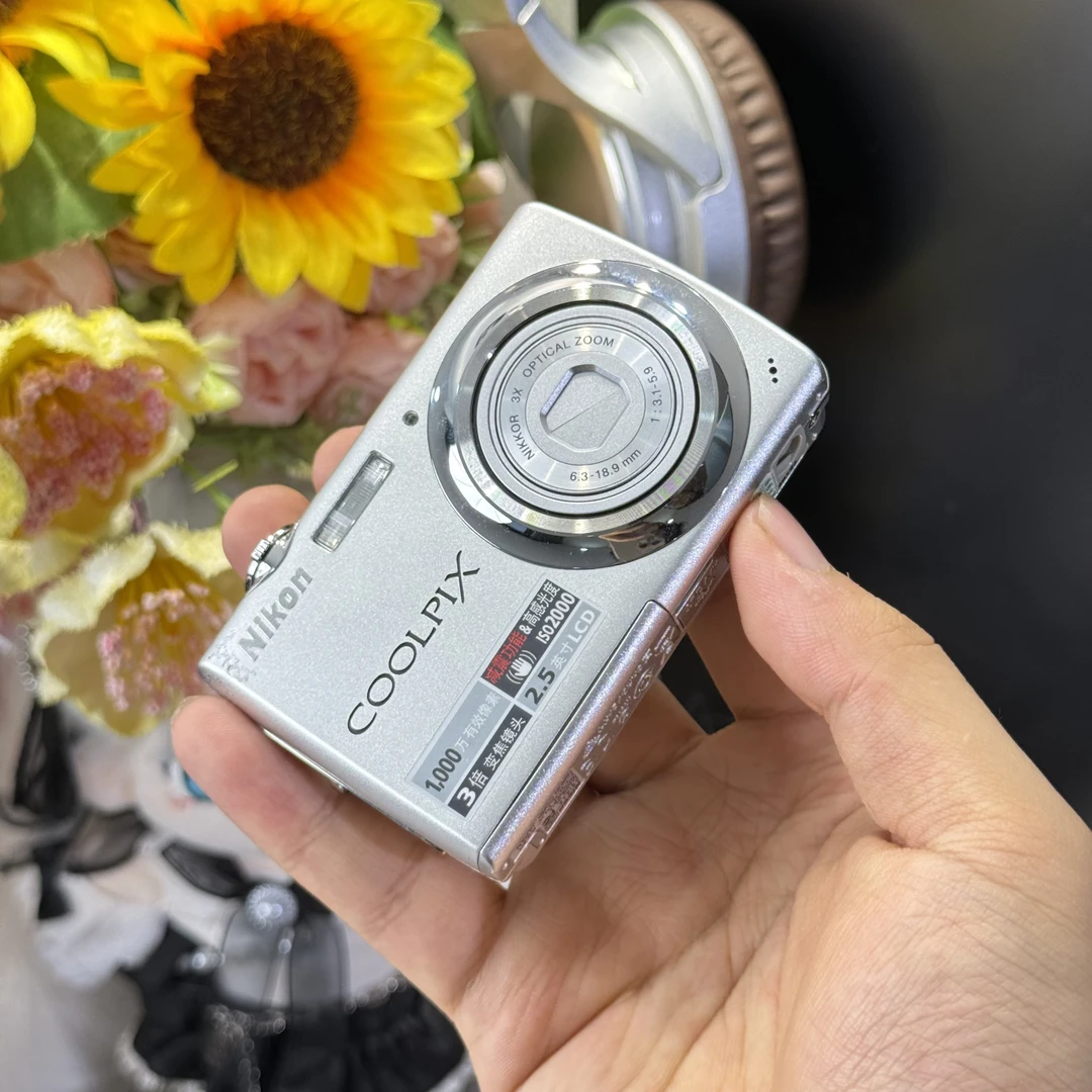 9新 Nikon/尼康 尼康s220色彩感好千万像素滤镜多带配件