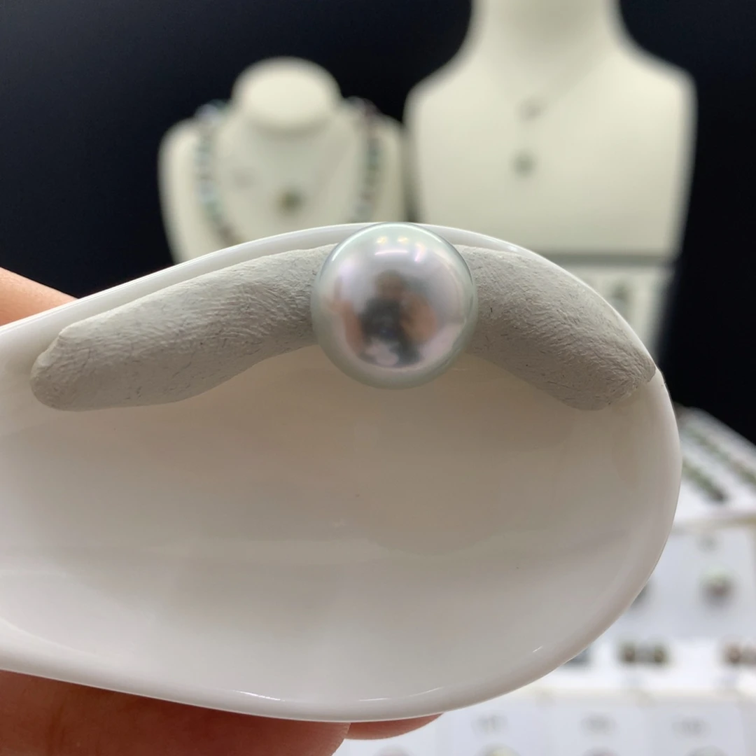 未镶嵌裸珠定制海水珍珠13.8mm
