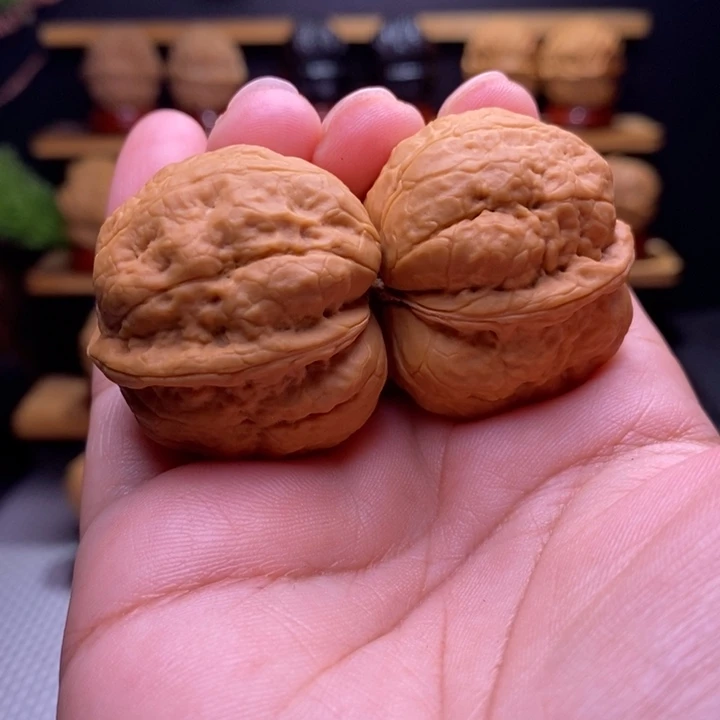 顺***/木质类云铁小玉蟾2号