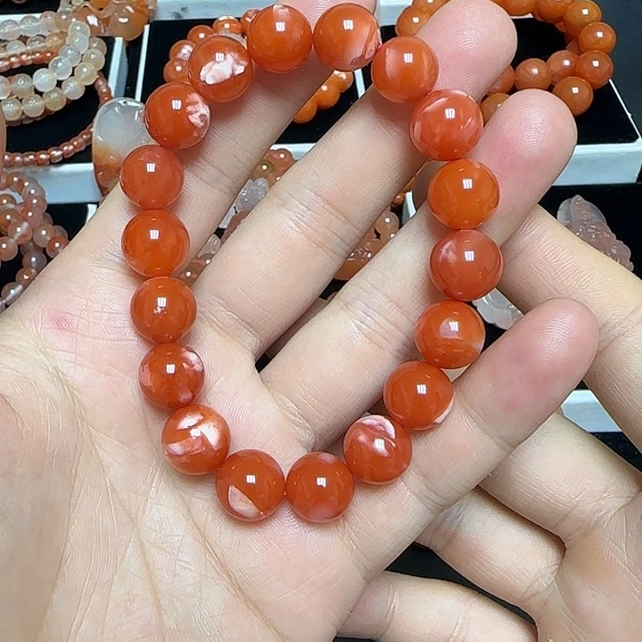 南红玛瑙未镶嵌颈饰
