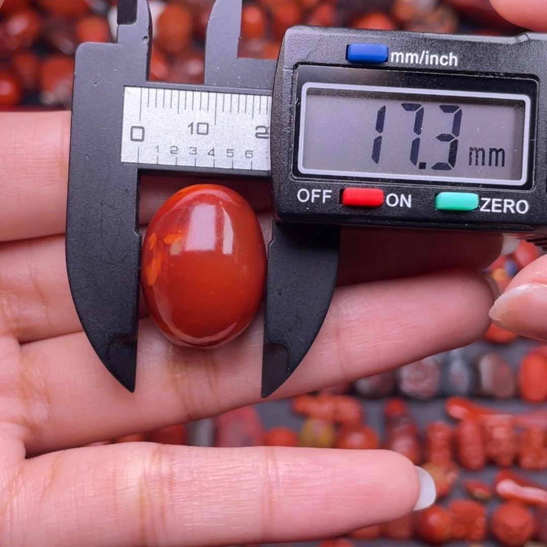 南红玛瑙未镶嵌配饰双色大枣枣款