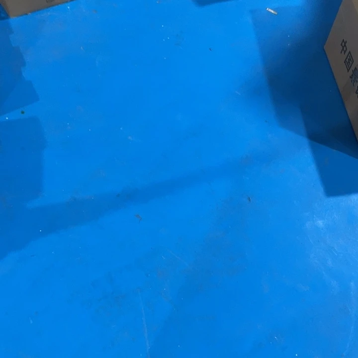 柚***又瓷片高白泥大勺两个，微瑕包邮