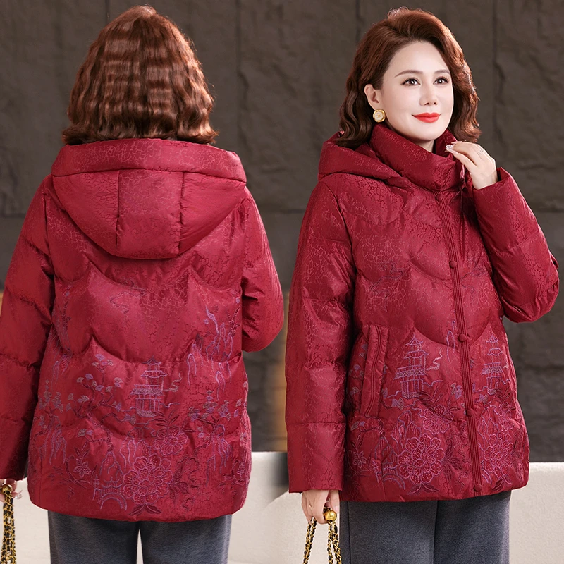 中老年女装妈妈冬装新款中年大码洋气刺绣羽绒服加厚可脱卸帽外套