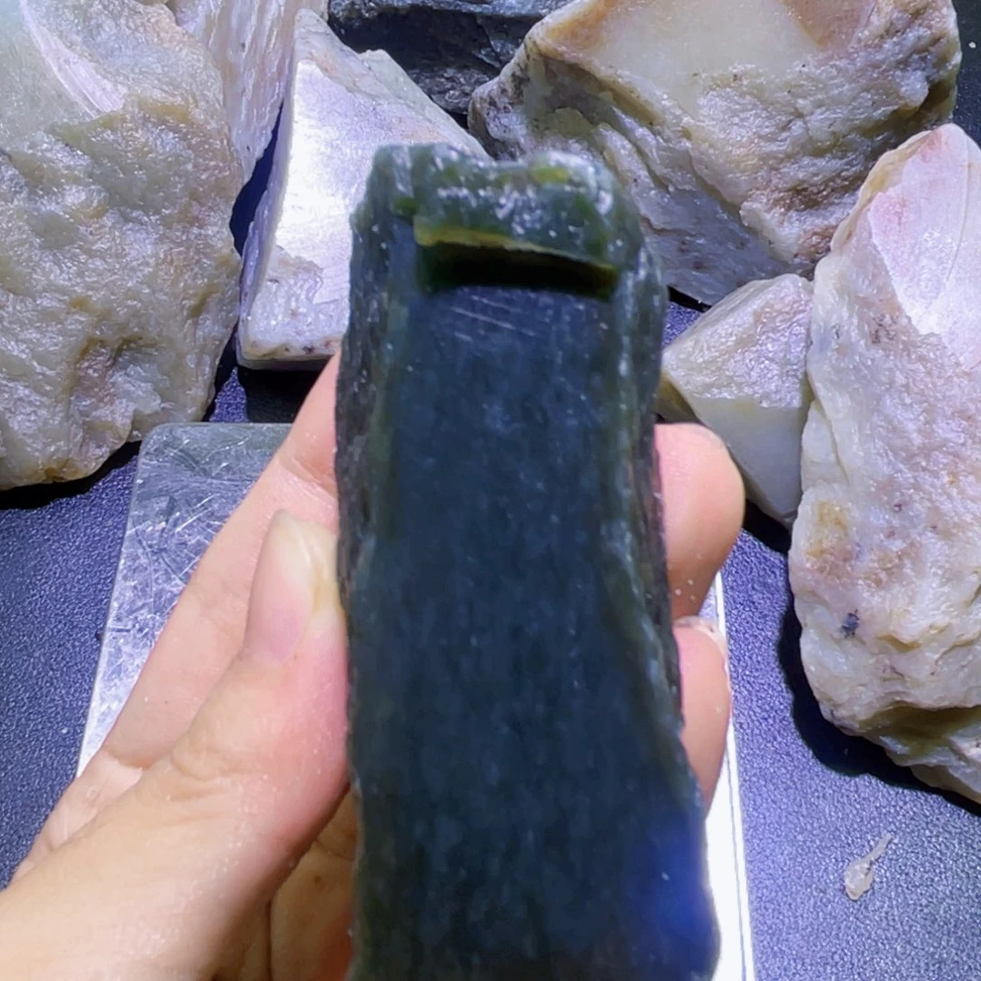 未镶嵌和田玉珠宝半成品