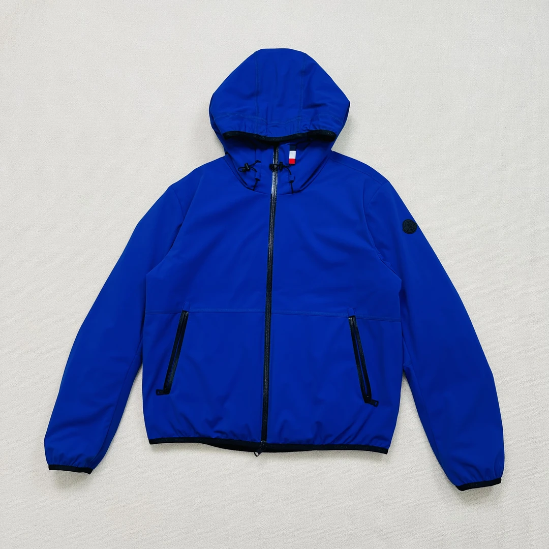 99新 MONCLER 黑标logo蓝色连帽羽绒服/5码/WL0199