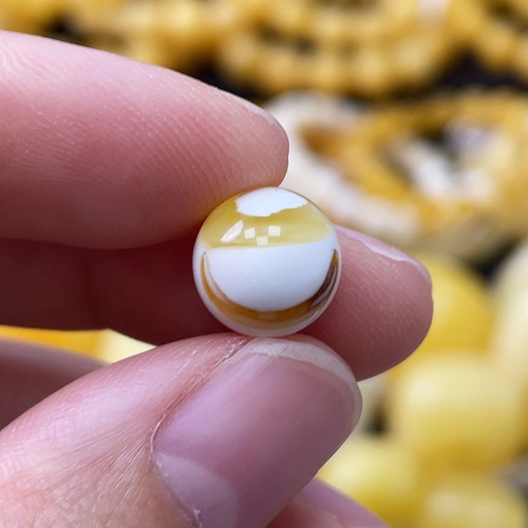 蜜蜡未镶嵌珠宝奇石9.8mm高瓷白浓蜡特色妖花 瑕