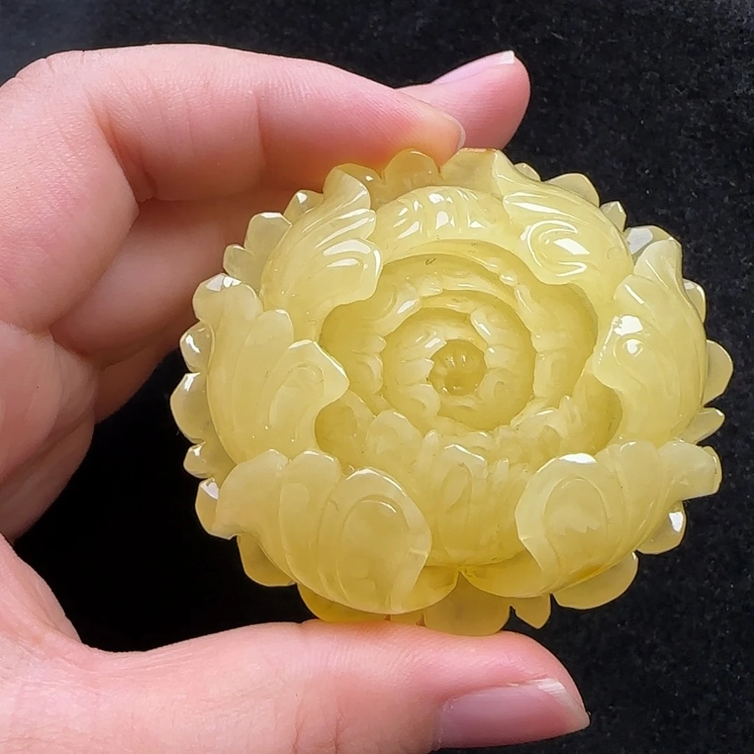 蜜蜡未镶嵌珠宝奇石