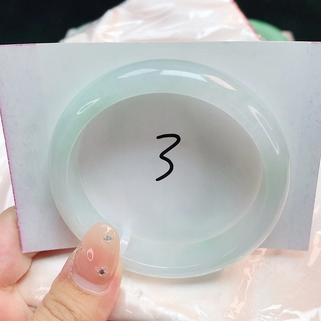 翡翠未镶嵌手镯正圈53.4