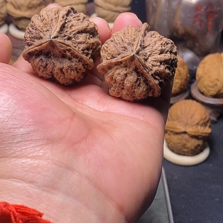 文玩核桃吊坠云南铁核1