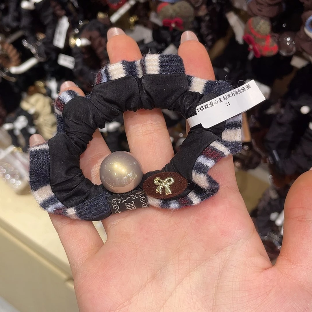 布艺非金属黑蝴蝶结面膜