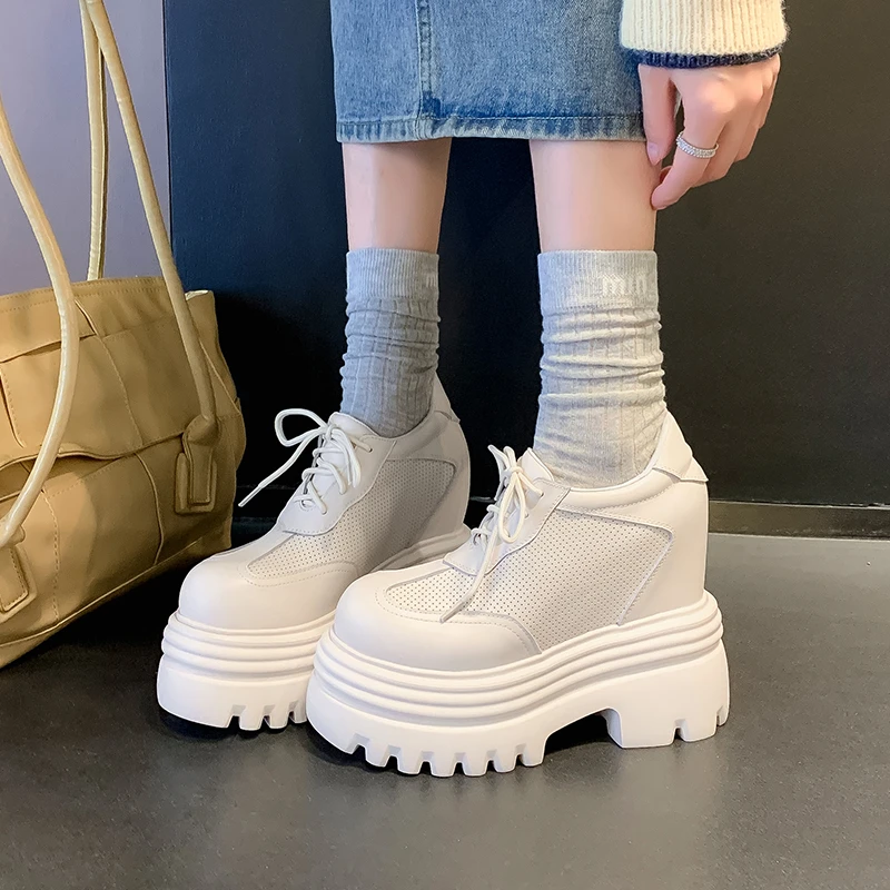 小个子厚底15cm内增高松糕鞋女春秋真皮超高跟女鞋时尚休闲小白鞋