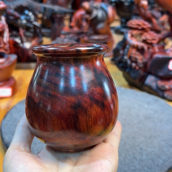交趾黄檀（大红酸枝）摆件