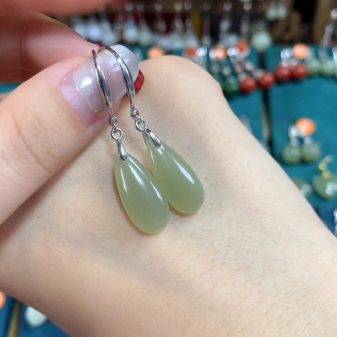 和田玉银S925镶嵌耳饰水滴