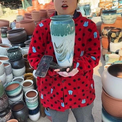 13口31高瑕疵一个。