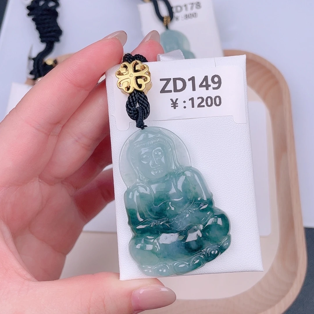 翡翠未镶嵌颈饰zd149