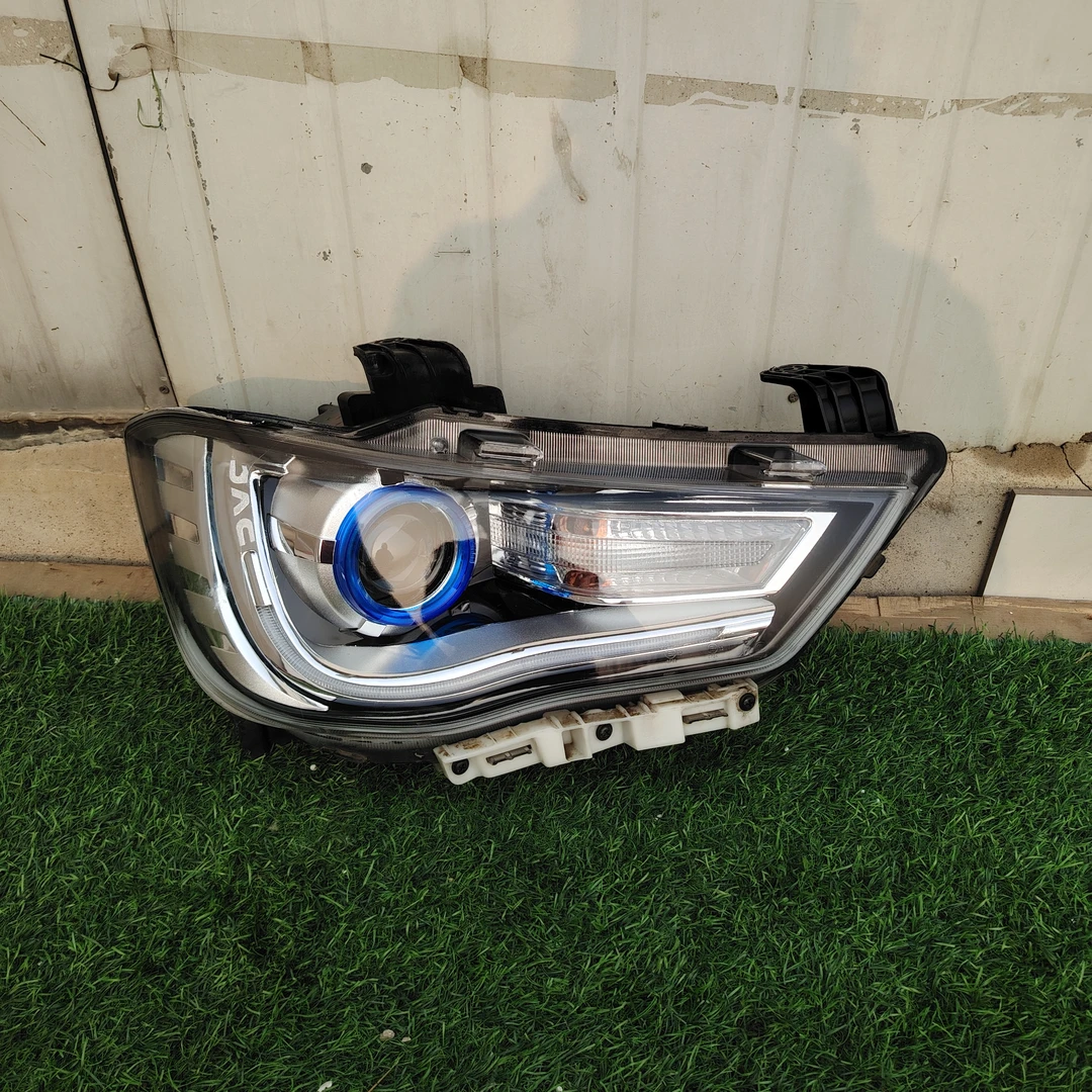 适配江淮iev6e运动版前大灯前照明灯前车灯