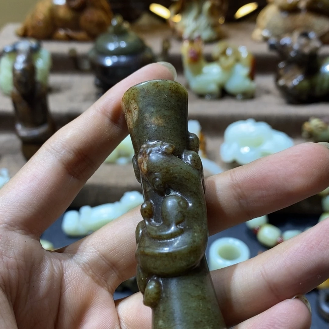 /***`和田玉未镶嵌挂件