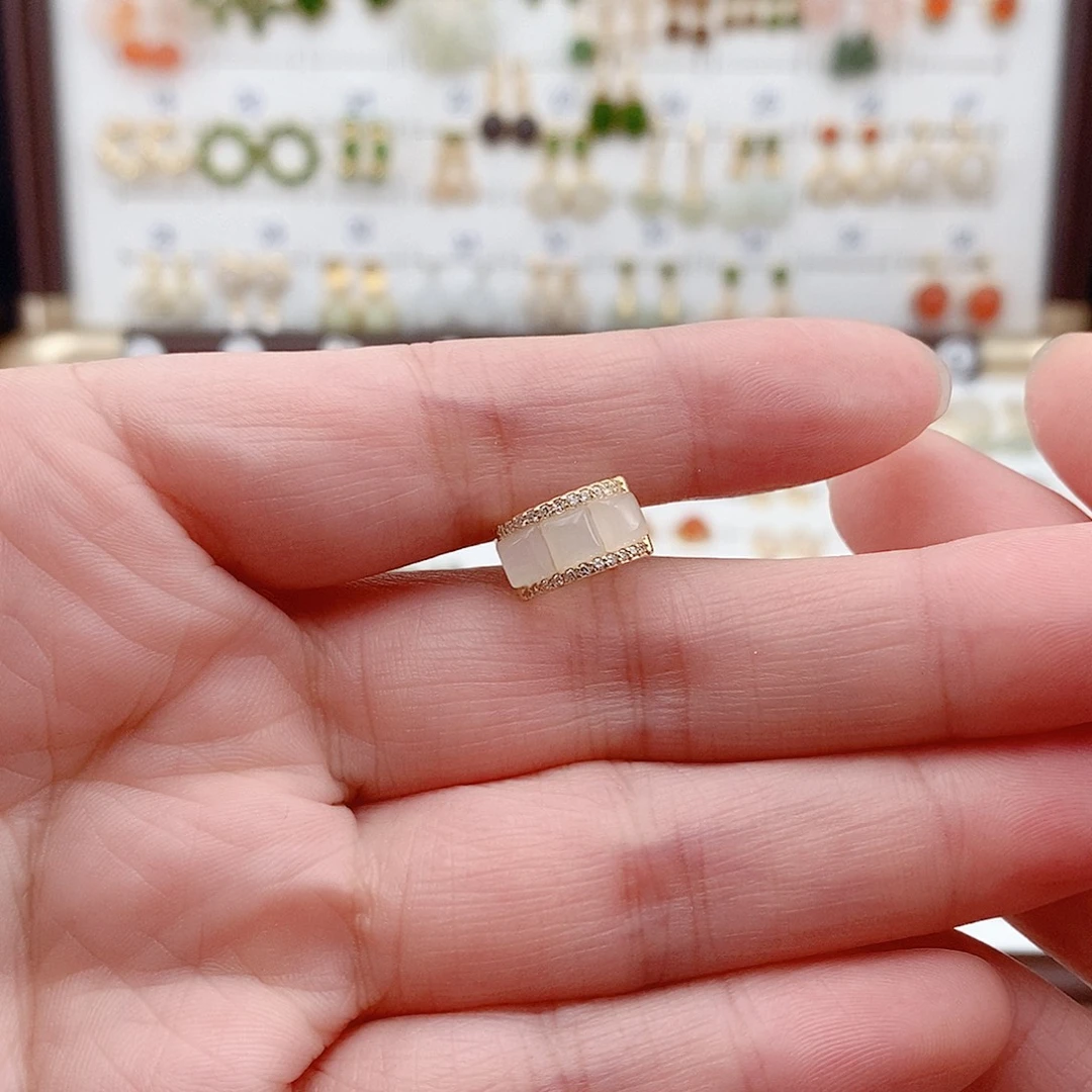 *****和田玉银S925镶嵌耳饰