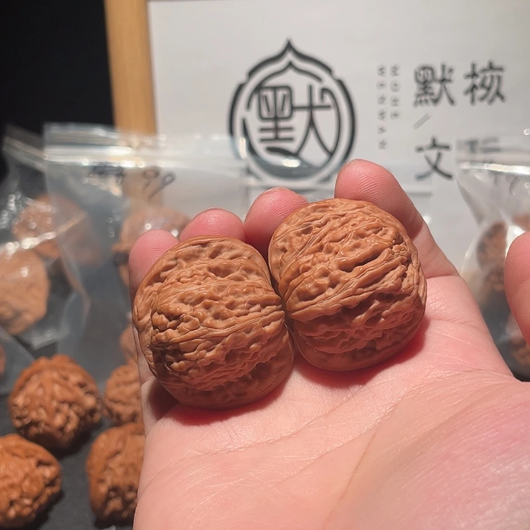 文玩核桃吊坠38全品汉高楼