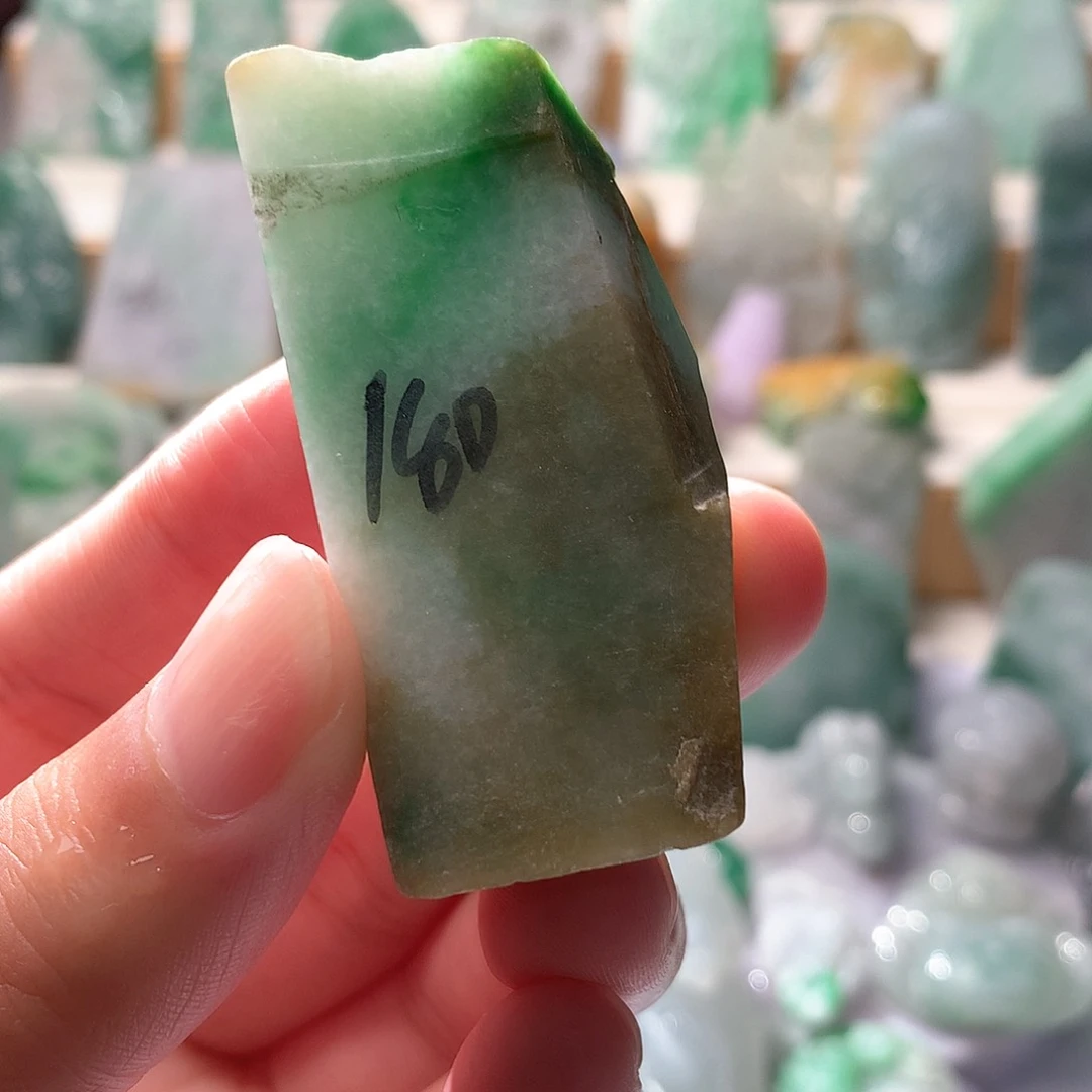 翡翠散珠翡翠原石片料