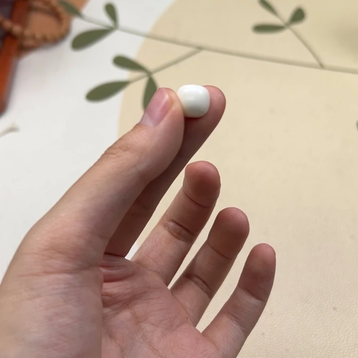 吊坠白玉菩提白色160