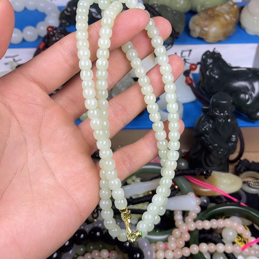 和田玉未镶嵌颈饰翠青色108新疆和田玉于田料