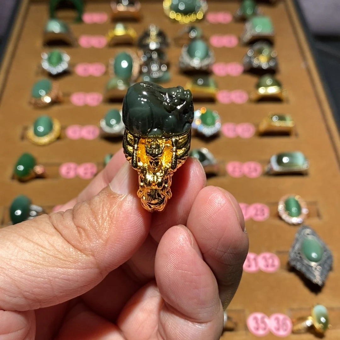和田玉（碧玉）戒指未镶嵌